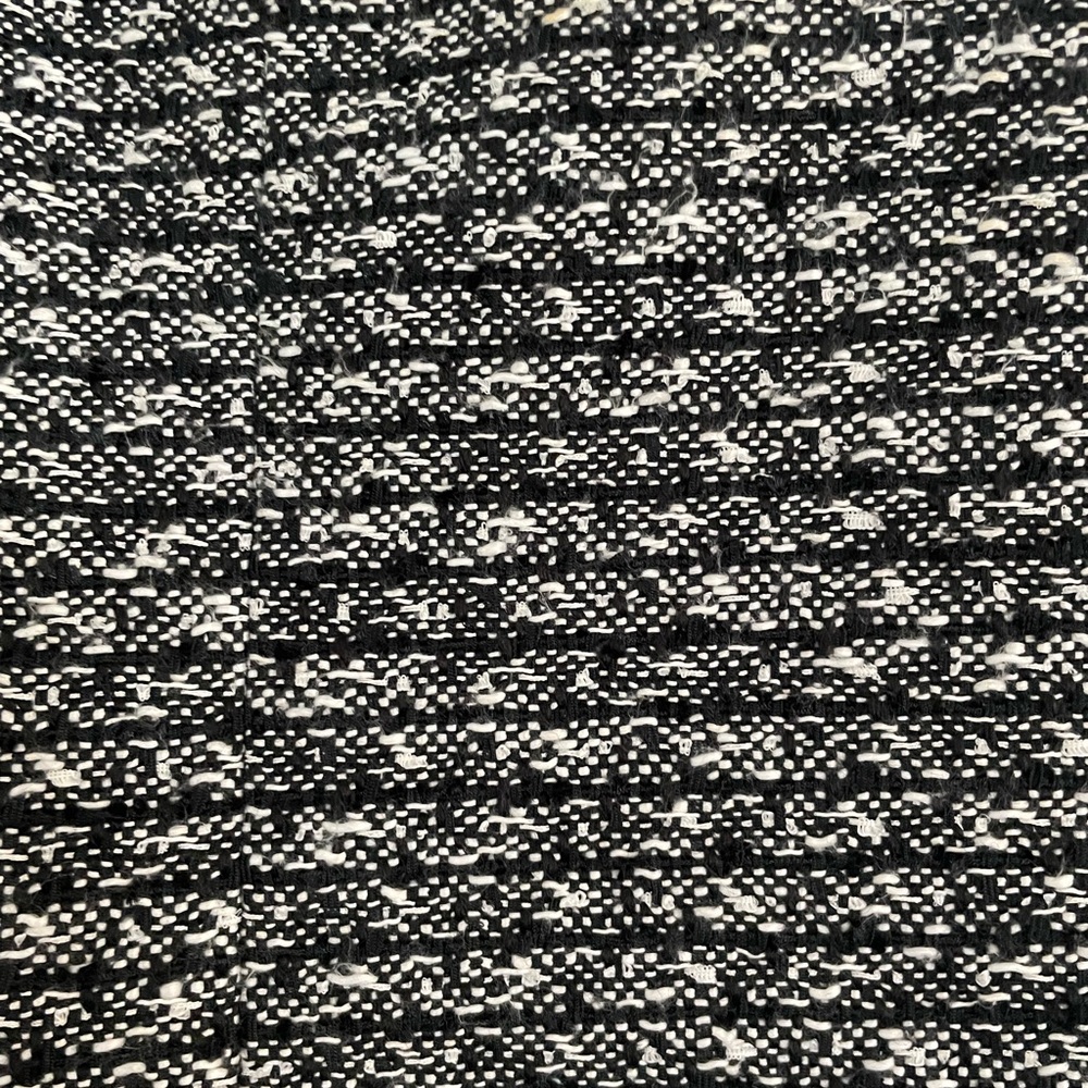 Cropped Tweed Jacket - Picture 6 of 6